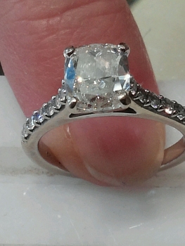 Photo wedding ring Crown Point.